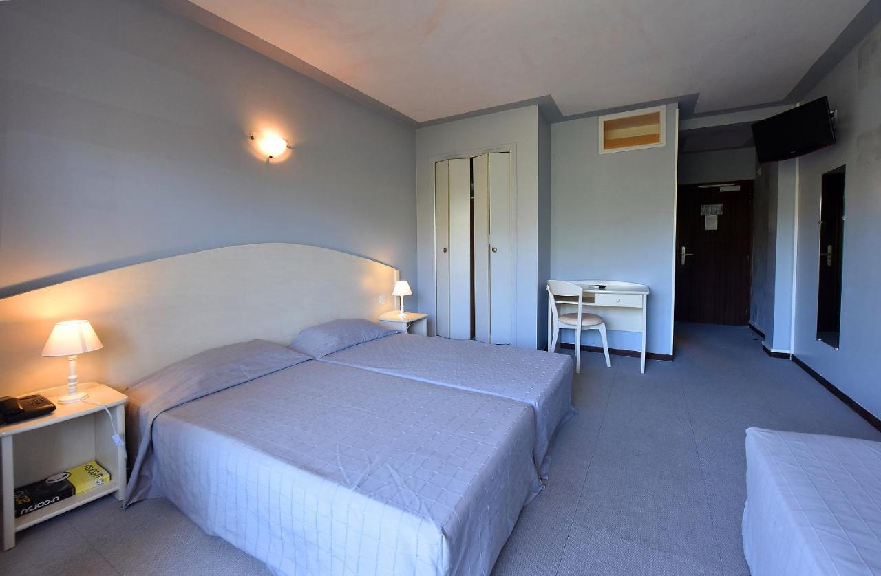 Hotel Cyrnea Calvi (Corsica) Exterior foto